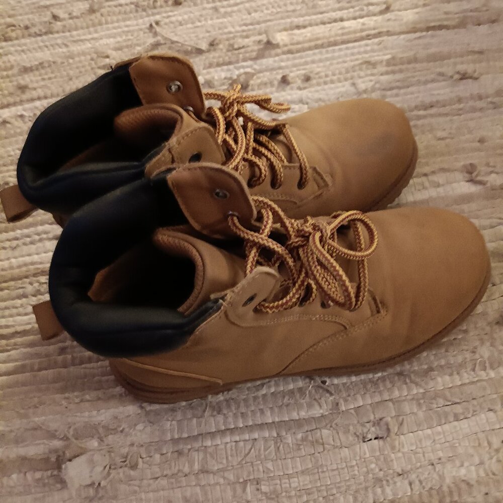boys boots